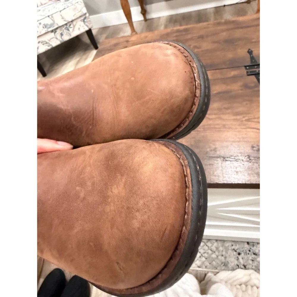 UGG Men's Size 9.5 Brown Leather Shearling Lug Sole Mules Gorpcore Slip on